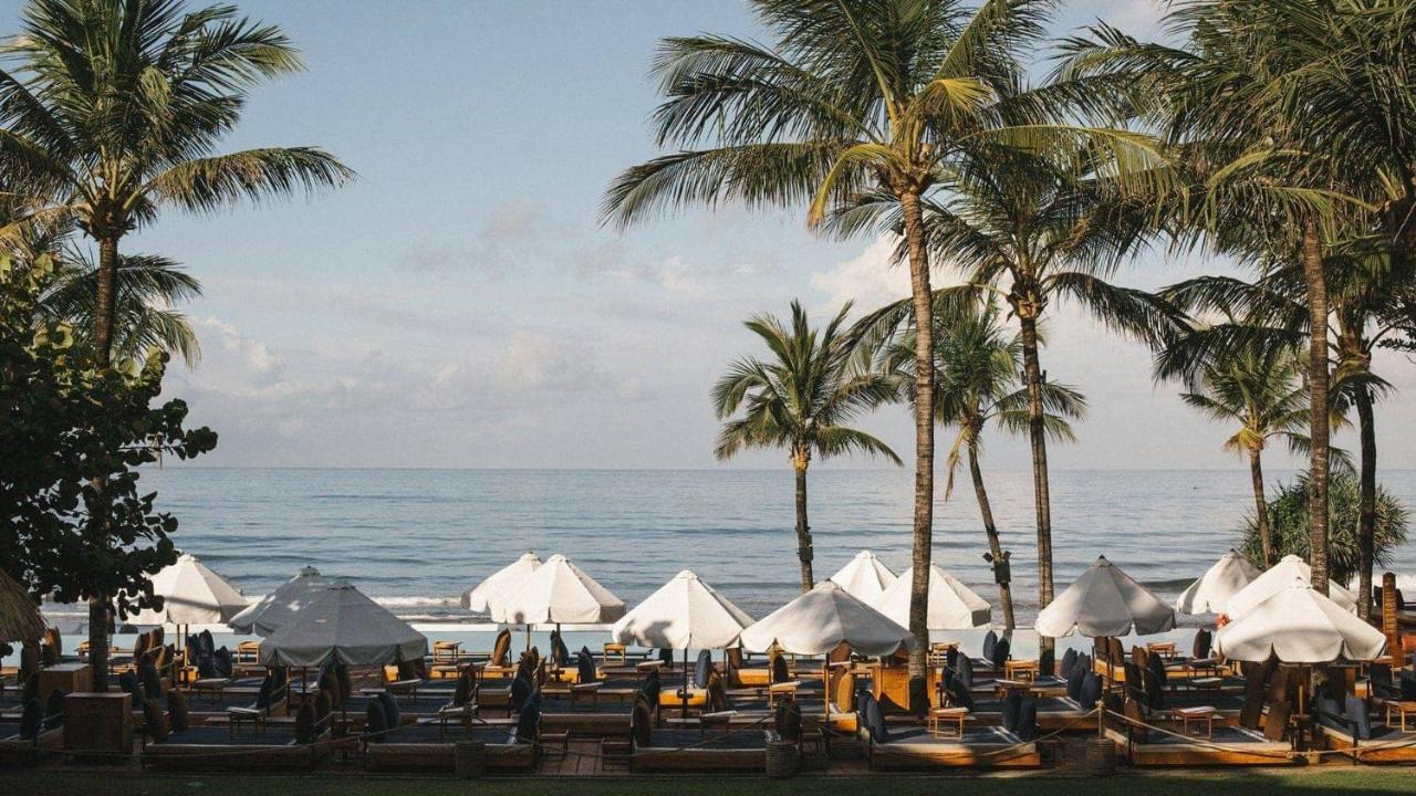 Potato Head Suites & Studios Семиньяк Экстерьер фото Beachfront at the Intercontinental Resort Bali
